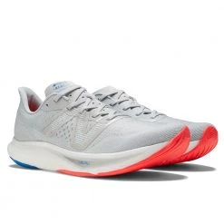 New Balance FuelCell Rebel V3 Joggingschuhe Light Aluminum/Electric Red/Cobalt Herren -Salomon Shop unnamed file 1390